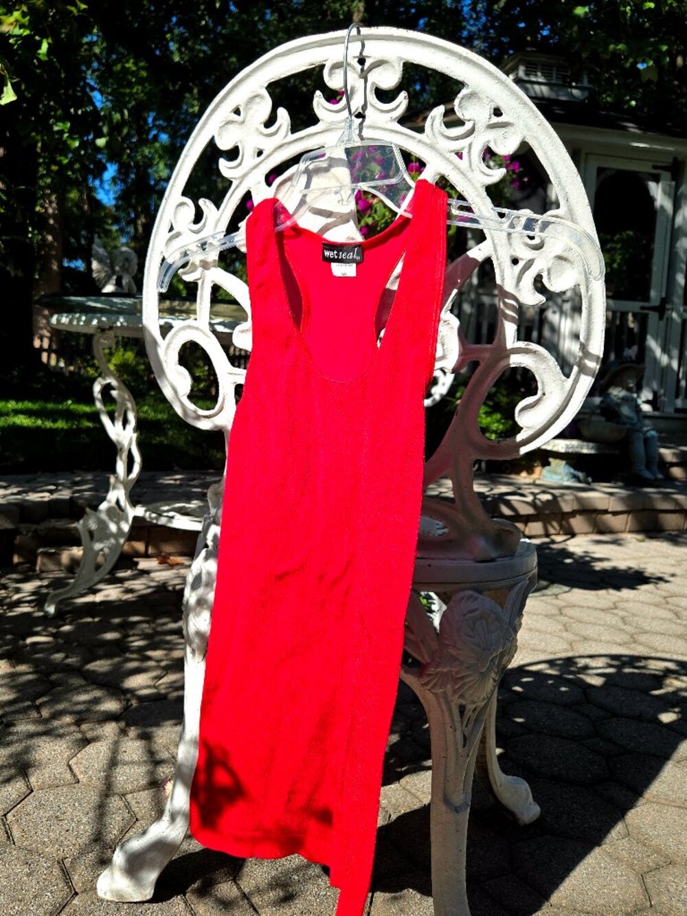 Red racerback - Picture 11 of 11